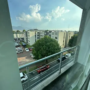 Apartamento Amoblado Cerca A Metropolis, Bogotá